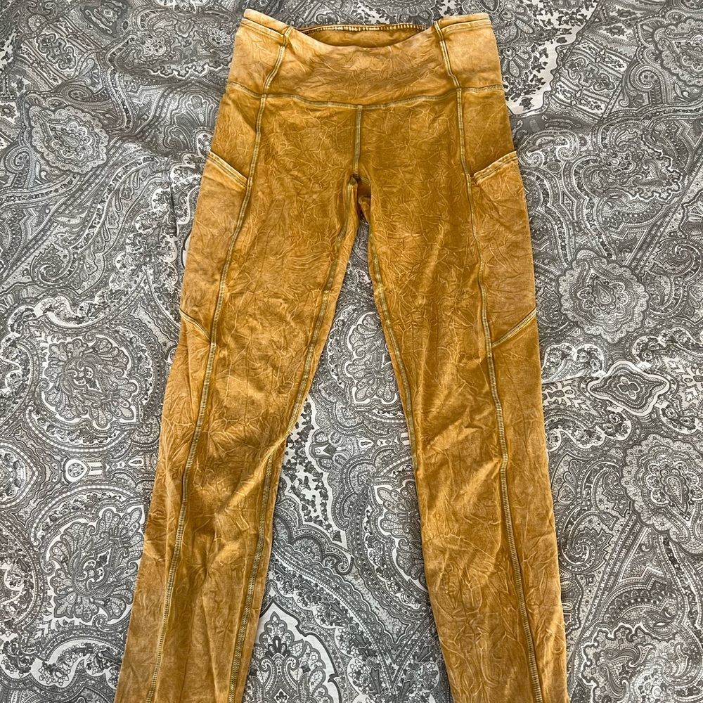 Lululemon stone wash crop leggings